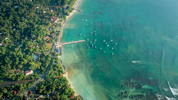 Vista Aérea Del Hermoso Paisaje Marino Con Pueblo Pescadores Sri —  Fotos de Stock