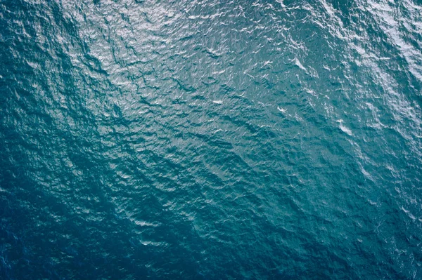Воздушный Беспилотник Видом Прекрасную Поверхность Морских Волн — стоковое фото