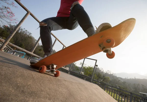 Plan Recadré Skateboard Skateboard Skatepark — Photo