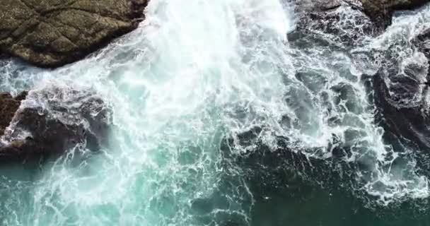 Vue Aérienne Beau Paysage Marin Avec Des Vagues Rupture — Video