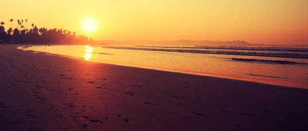 Bella Spiaggia Tropicale All Alba — Foto Stock