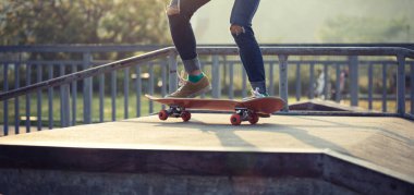 Kaykaycı paten Parkı rampası kaykay