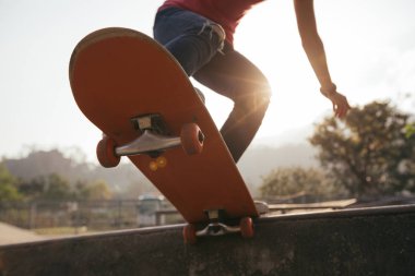 Kaykaycı paten Parkı rampası kaykay