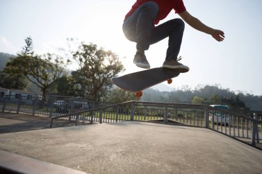 Kaykaycı paten Parkı rampası kaykay