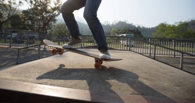 Kaykaycı paten Parkı rampası kaykay
