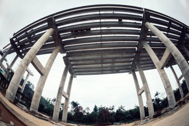 Çin'de mega proje için şantiyede superhighway inşa etmek için ağır endüstriyel ekipman