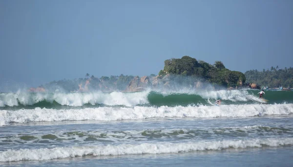 Surfeur Attrapant Une Vague Dans Mer Février 2019 — Photo