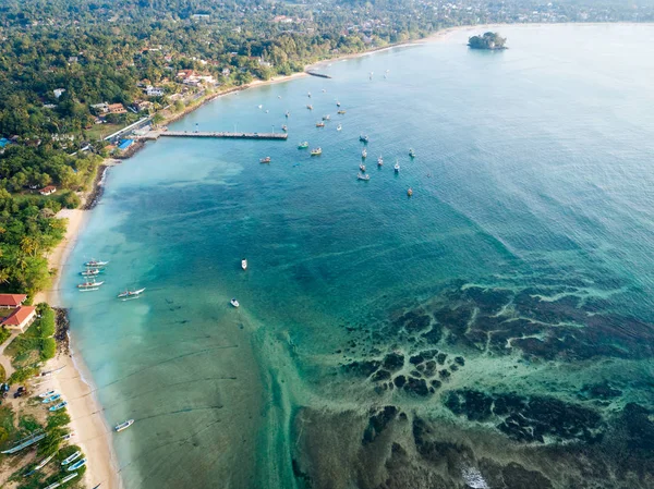 Vista Aérea Del Hermoso Paisaje Marino Con Pueblo Pescadores Sri —  Fotos de Stock