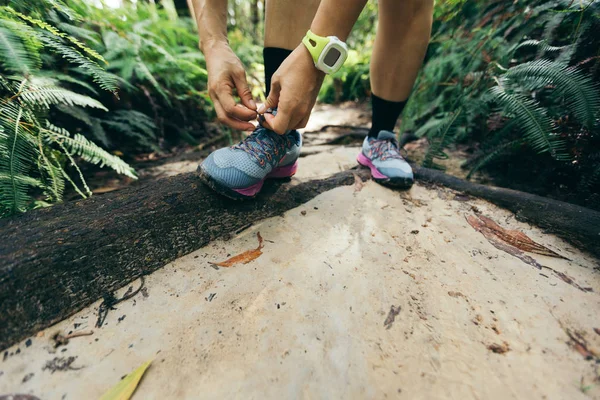 Ultra Marathon Runner Tying Shoelace Forest Trail — Stock Photo, Image