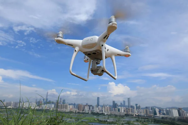 Drone Repülő Feltárja Skyline Shenzhen — Stock Fotó
