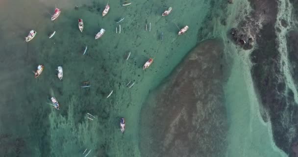 Luchtbeelden Van Vissersboten Schepen Het Water Sri Lanka — Stockvideo