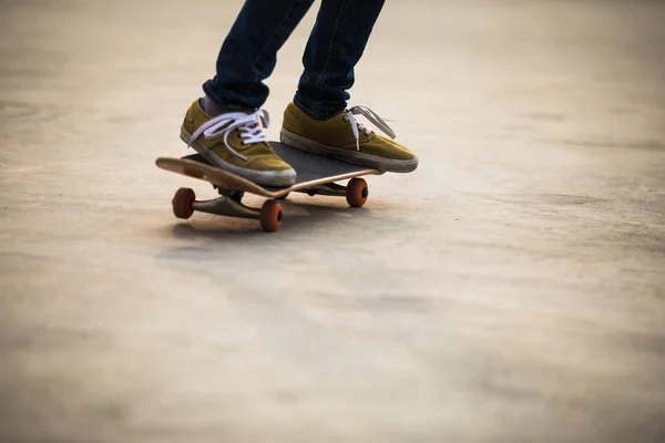 Skateboarder Skateboarding Morning Outdoors — Stock Photo, Image