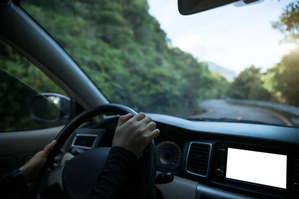 Dirigindo Carro Trilha Montanha — Fotografia de Stock