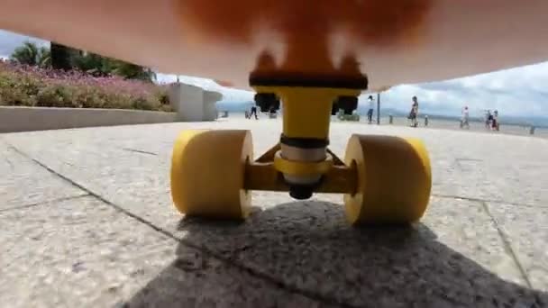 Bottom Footage Skateboarder Skateboarding City — Stock Video