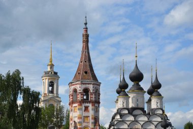 Suzdal Tapınakları ve Manastırları
