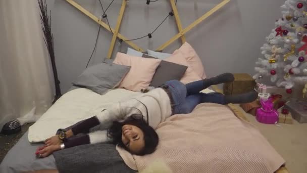 Girl Having Fun Bed — Stock Video