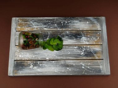 mutfak Kurulu pişirme sebze salatası yaprak peynir fındık nar yağı