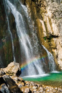 Gega şelale. Abhazya en ünlü ve en büyük şelale.