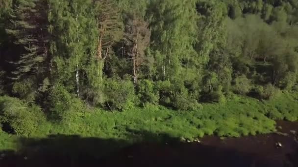 Survoler Rivière Été — Video