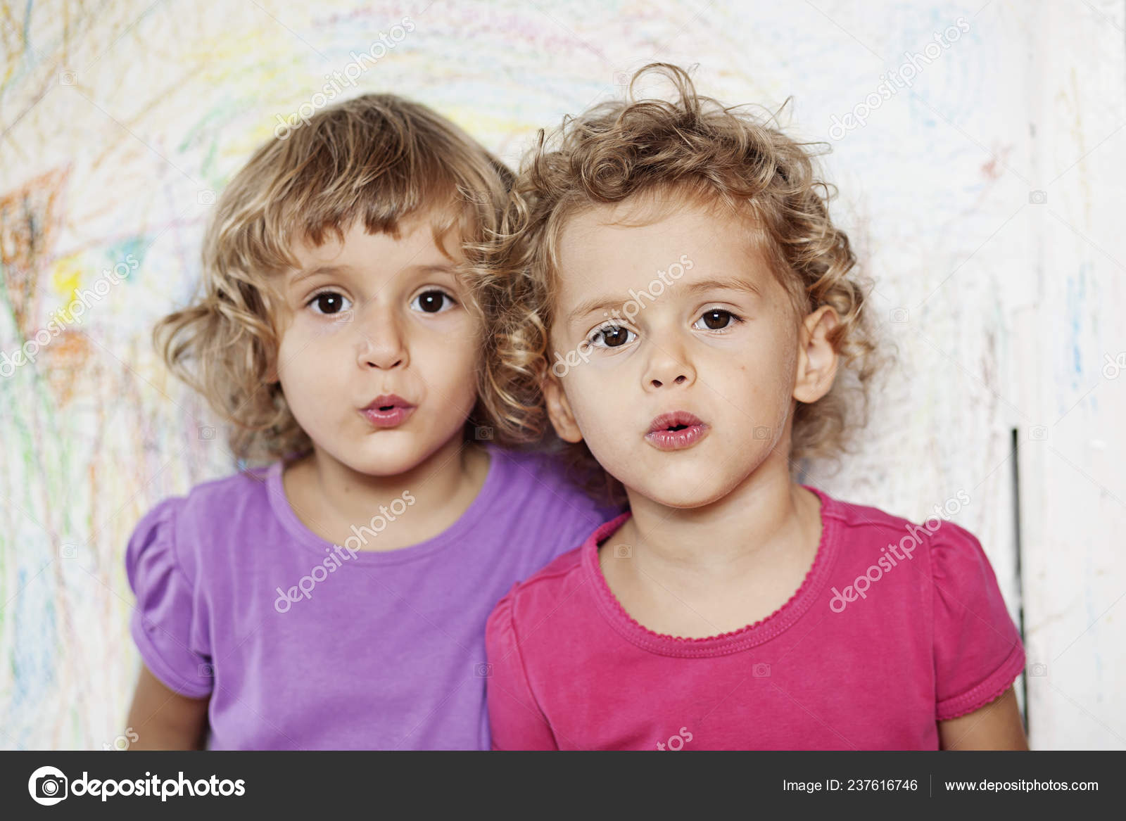 Dibujos ojos alegres fotos de stock, imágenes de Dibujos ojos alegres sin royalties | Depositphotos Dibujos ojos alegres fotos de stock, imágenes de Dibujos ojos alegres sin royalties | Depositphotos