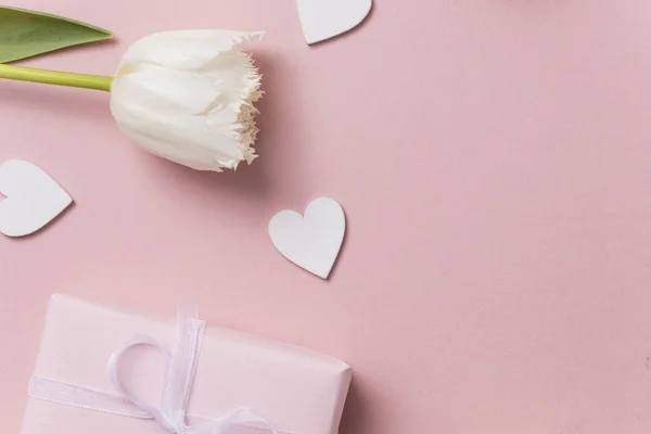 Рожевий Фон Святкування Квіти Серця Подарунок — стокове фото