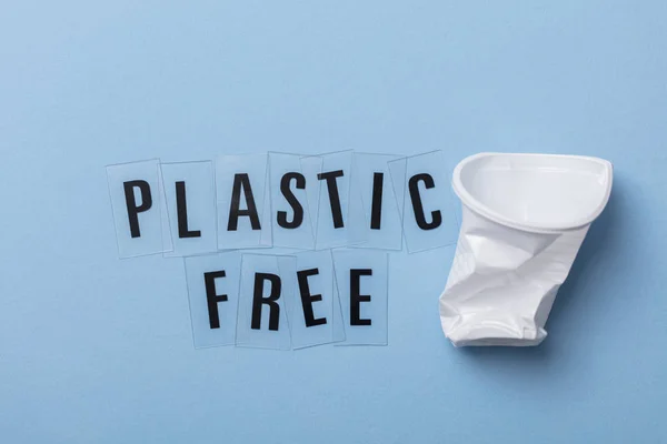 Tek Bir Plastik Ücretsiz Mesaj Kullanmak Kupası — Stok fotoğraf