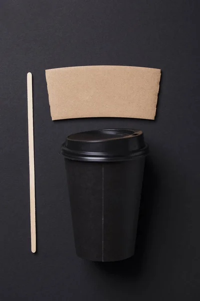 Черная Чашка Кофе Пустой Коричневой Этикеткой — стоковое фото