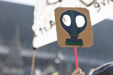 Protestocular iklim değişikliği afiş bir protesto holding