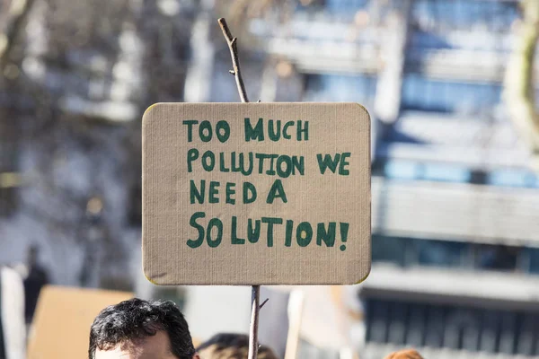 Protestocular Iklim Değişikliği Afiş Bir Protesto Holding — Stok fotoğraf