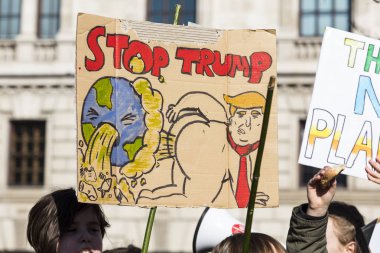 Londra, İngiltere - 15 Şubat 2019: Protestocular Mart İklim için Gençlik grev