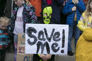 Londra, İngiltere - 15 Mart 2019:Thousands öğrenciler ve genç insanların protesto Londra'da iklim Mart gençlik grev bir parçası olarak