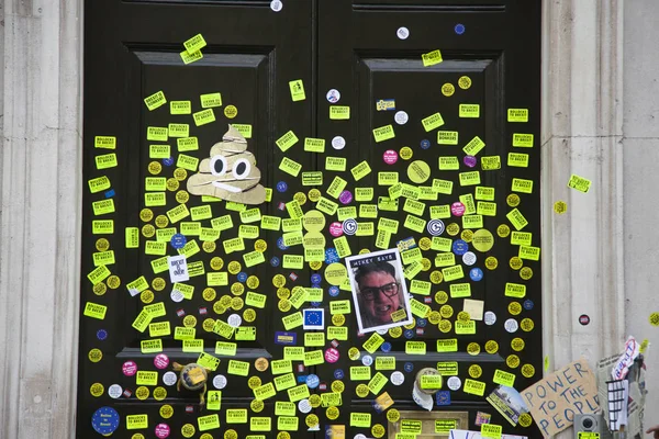 LONDON, UK - March 23, 2019: The Government Cabinet Office covered in Anti Brexit stickers at the Anti Brexit peoples vote march — Stock Photo, Image