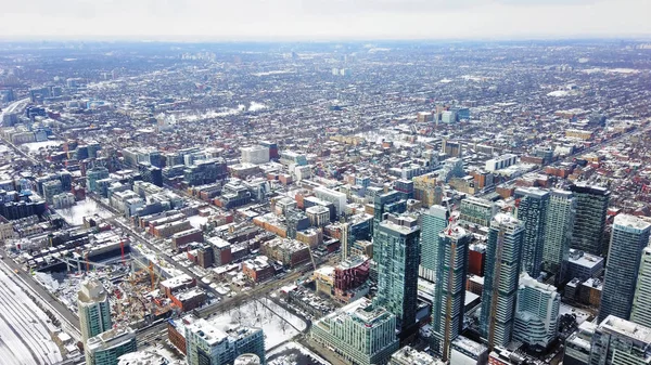 Hohe Luftaufnahme mit Blick auf die Stadt Toronto, Kanada — Stockfoto