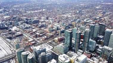 Şehrin Toronto, Kanada bir seyir üzerinde yüksek havadan görünümü