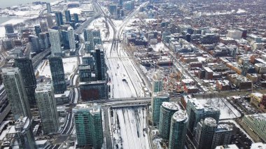 Şehrin Toronto, Kanada bir seyir üzerinde yüksek havadan görünümü
