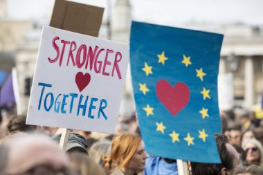 Londra, İngiltere - Mart 23 2019: Anti Brexit destekçileri halklar oylamaya siyasi tarihinde Londra'da Mart