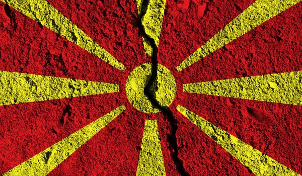 Macedonië vlag met crack door het midden. Country Divided co — Stockfoto