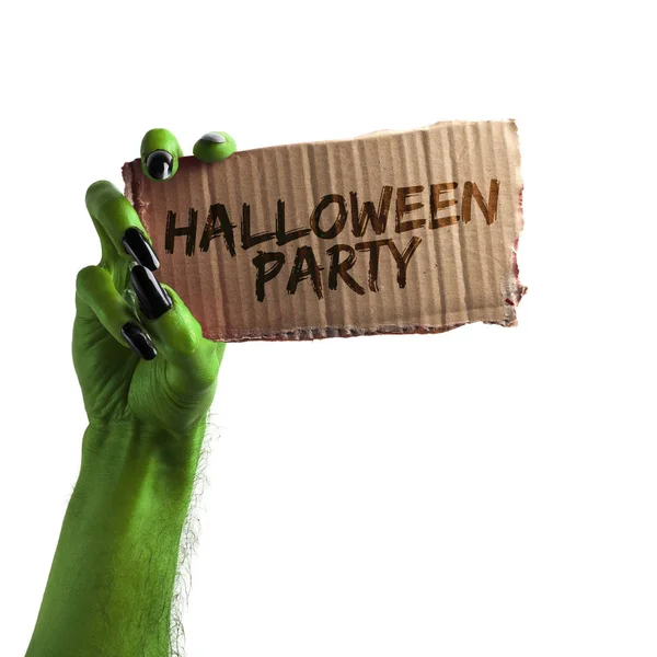 Festa di Halloween. streghe verdi o zombie mano mostro che tiene un — Foto Stock