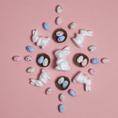 Yumurta ve tavşan ile Paskalya arka plan