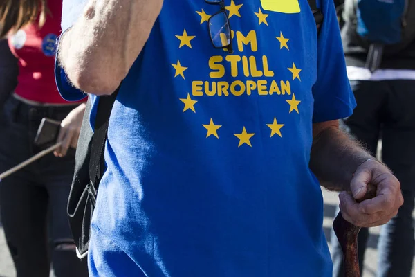 Manifestantes anti-brexit marcham no centro de Londres — Fotografia de Stock