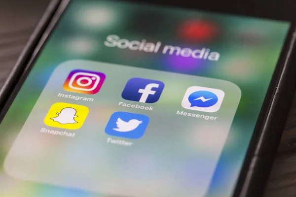 Oxford, UK-augusti 22md 2018: sociala medier app ikoner för instag — Stockfoto