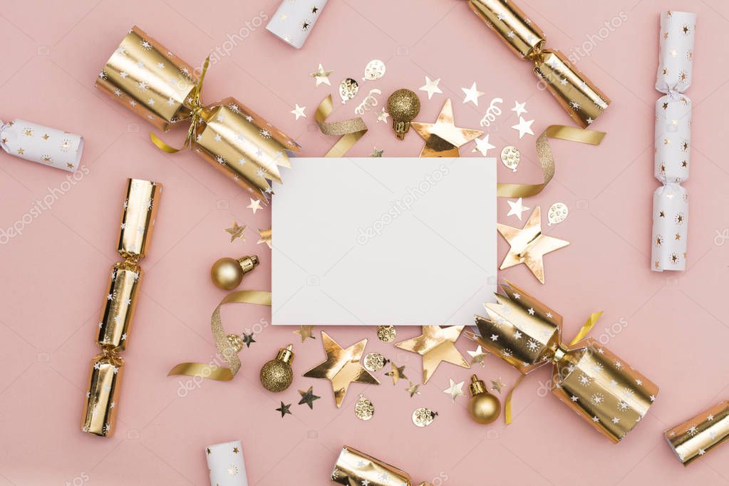 Gold Christmas cracker with a blank white label. luxury gold fes