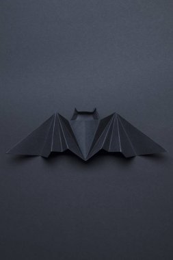 Cadılar Bayramı ürkütücü dracula yarasalar arka plan origami yapılmış