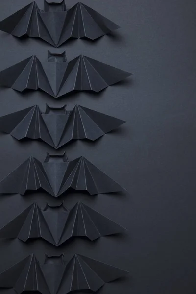 Halloween espeluznante murciélagos de Drácula fondo hecho de origami —  Fotos de Stock