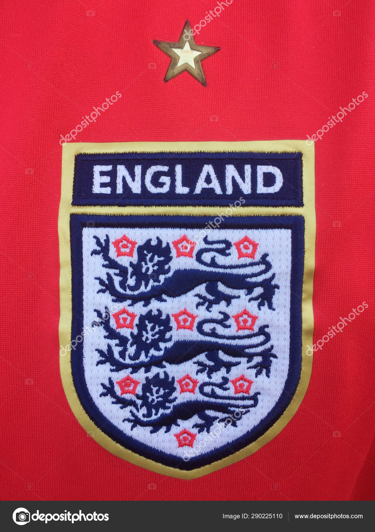 england red shirt 2018