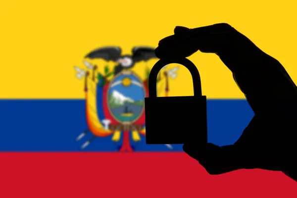 Ecuador biztonság. Silhouette kezében lakat több mint Nati — Stock Fotó