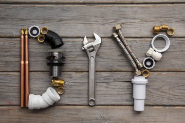 Diy, kendiniz kelime sıhhi tesisat ekipmanları ve araçları yapılmış mı