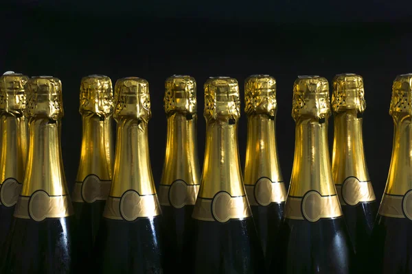 Raccolta di bottiglie di champagne o prosecco — Foto Stock