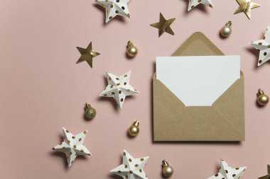 Noel kartı şablonu kadar alay. Pim üzerinde zarf olan boş kart