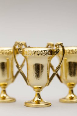 Altın madalya kazananların başarı ödülü arka planı